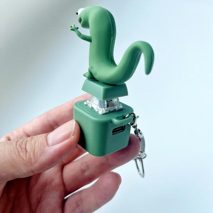 50% OFF🌟Lizard Button Keychain Press to Make a Sound Relieve Stress Fun Gift Green Design with Keychain Christmas Gift - Snake