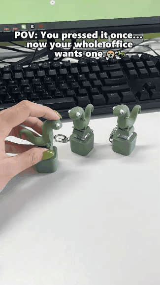 50% OFF🌟Lizard Button Keychain Press to Make a Sound Relieve Stress Fun Gift Green Design with Keychain Christmas Gift - Snake